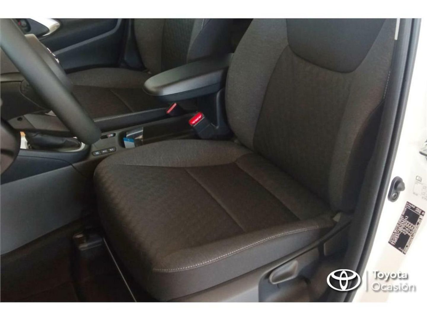 Toyota Yaris 120H Active Tech 85 kW (116 CV)