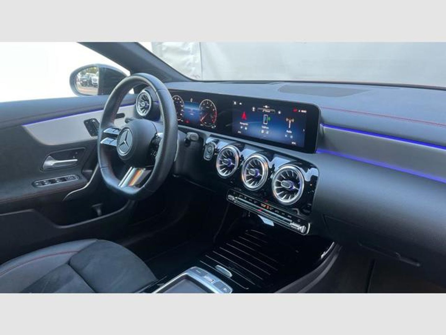 Mercedes-Benz CLA Shooting Brake 200 120 kW (163 CV)