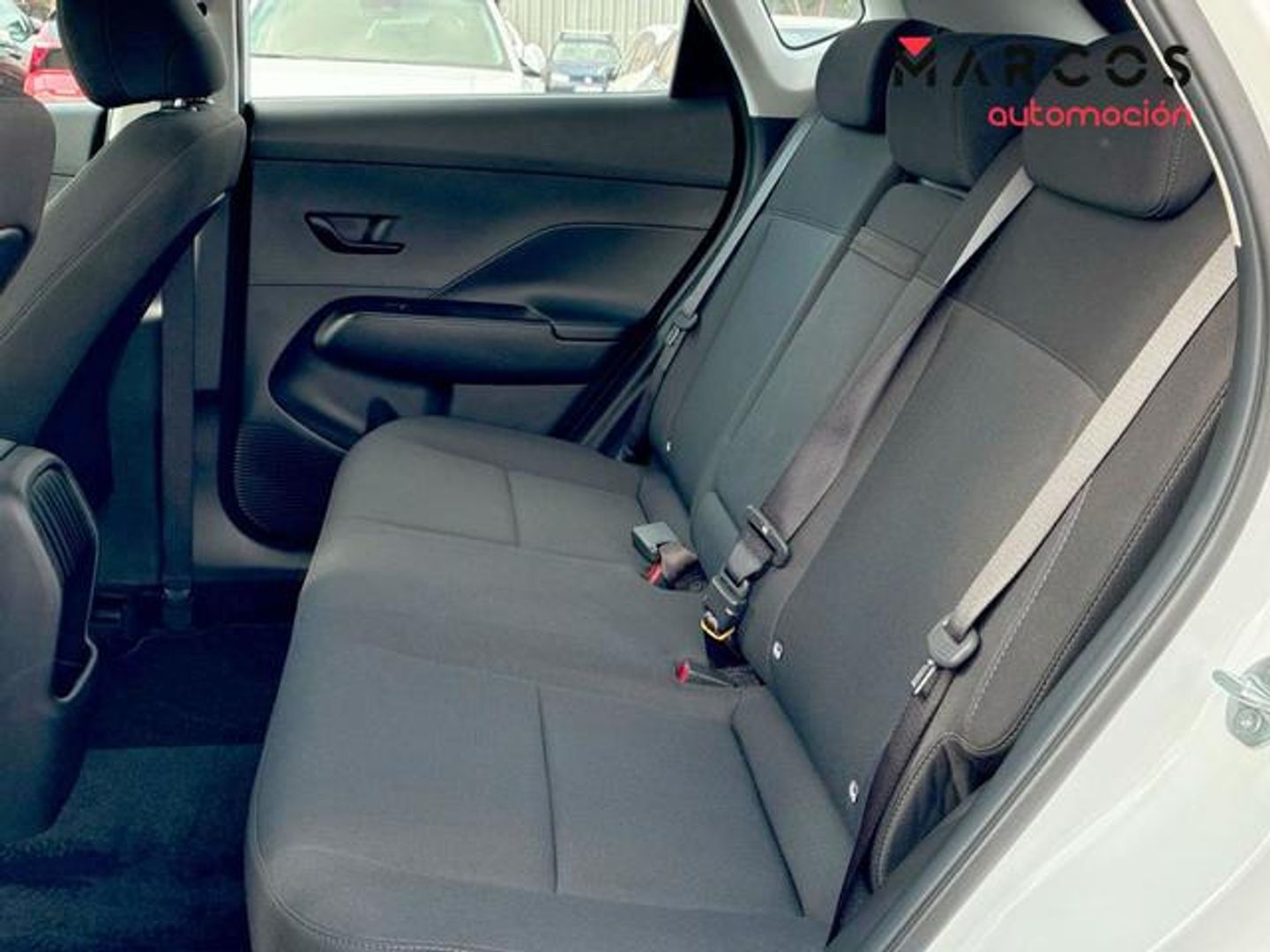 Hyundai Kona 1.6 GDI HEV Maxx DT 95 kW (129 CV)