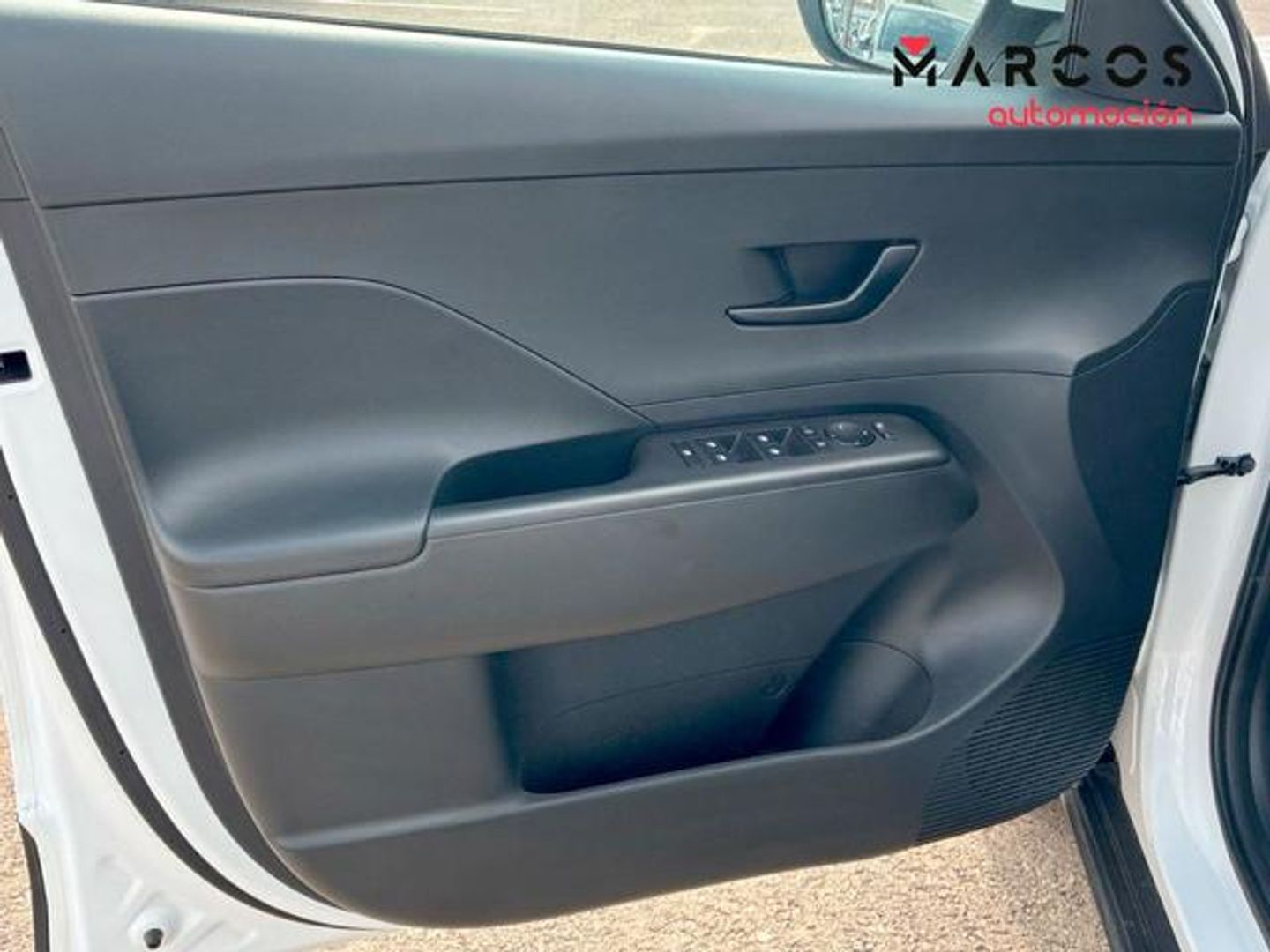 Hyundai Kona 1.6 GDI HEV Maxx DT 95 kW (129 CV)