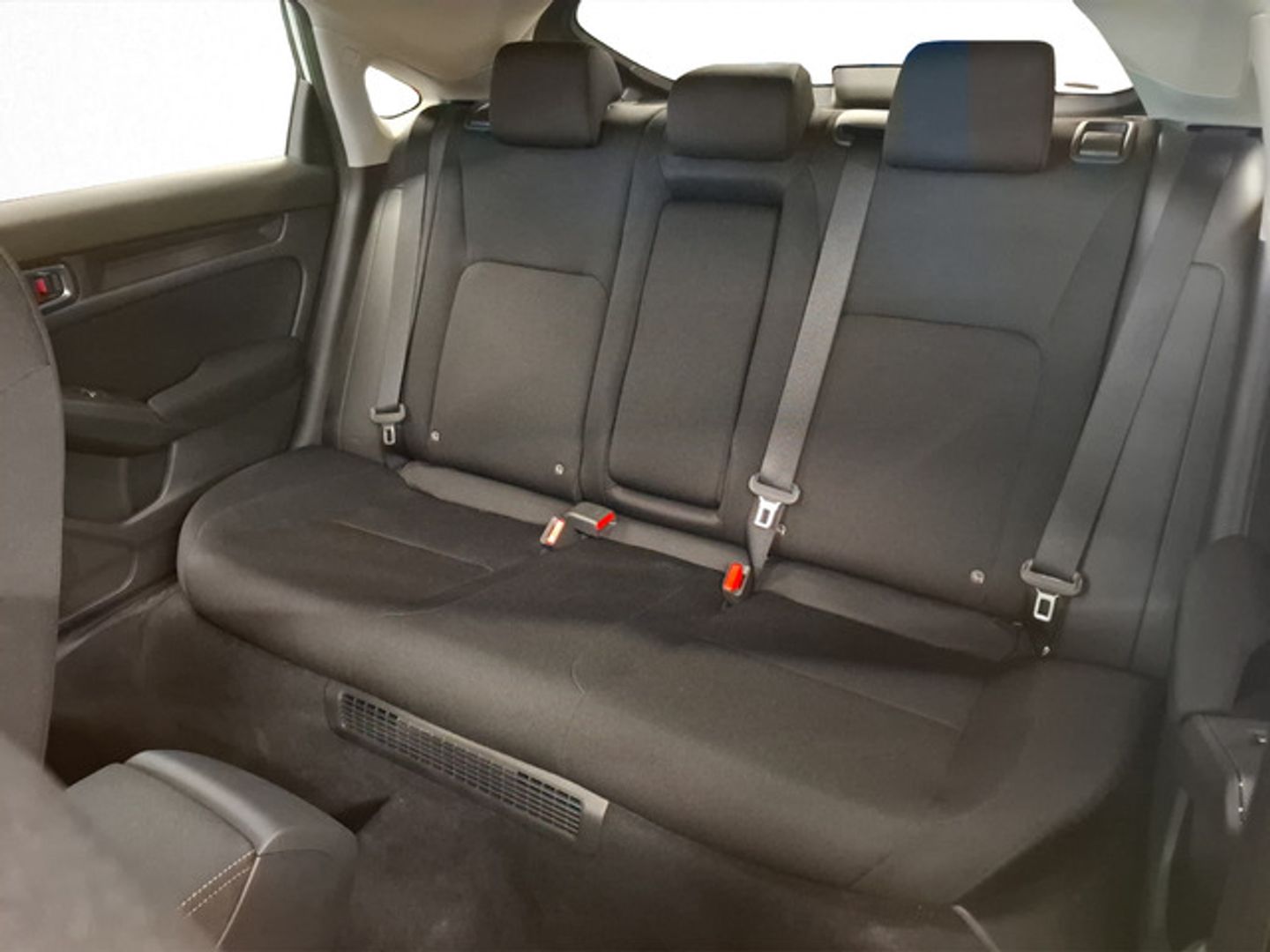 Honda Civic 2.0 i-MMD Elegance CVT 135 kW (184 CV)