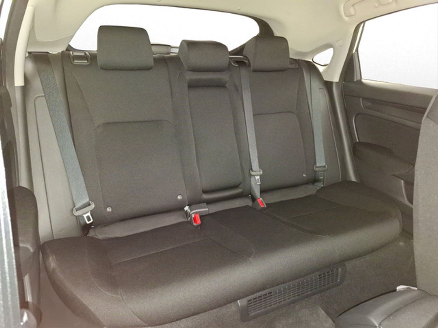 Honda Civic 2.0 i-MMD Elegance CVT 135 kW (184 CV)