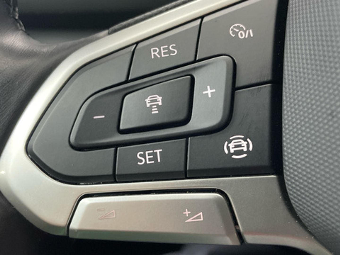 Volkswagen T-Roc Life 1.0 TSI 81 kW (110 CV)