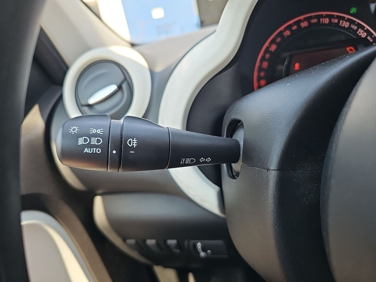 Renault TWINGO 1.0 48 kW (65 CV)
