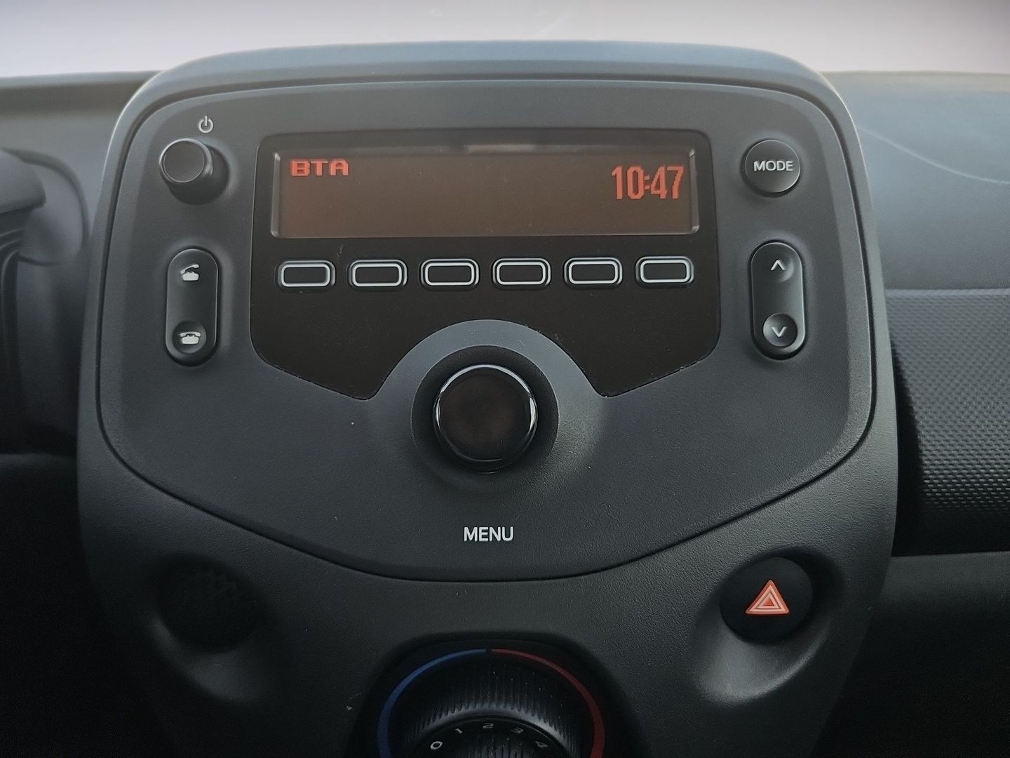 Toyota Aygo 1.0 70 x-play 53 kW (72 CV)