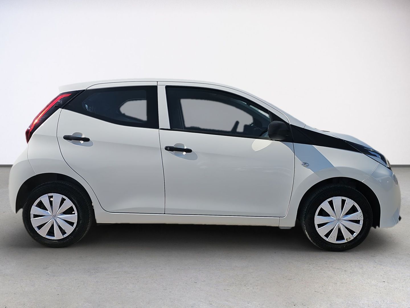 Toyota Aygo 1.0 70 x-play 53 kW (72 CV)