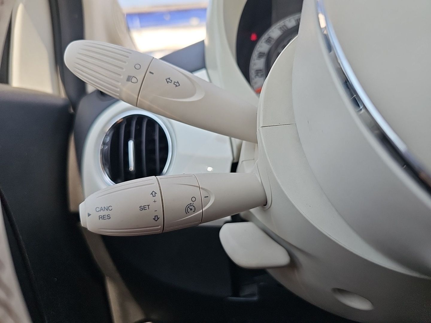 Fiat 500 1.0 Hybrid Cult 51 kW (70 CV)