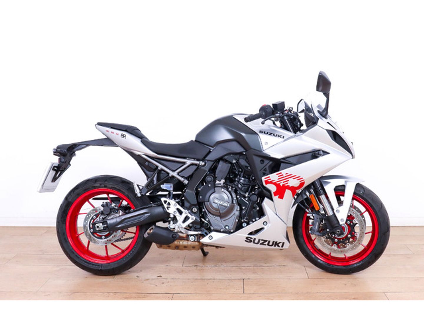 Suzuki GSX-8R Blanco Motorcycle