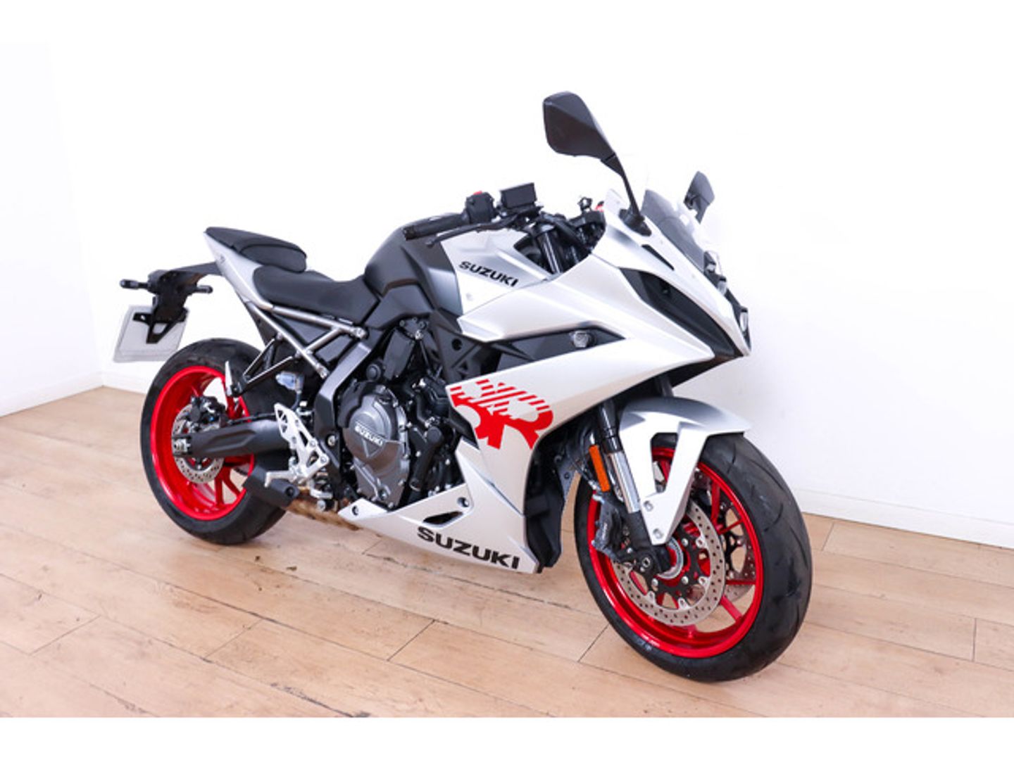 Suzuki GSX-8R