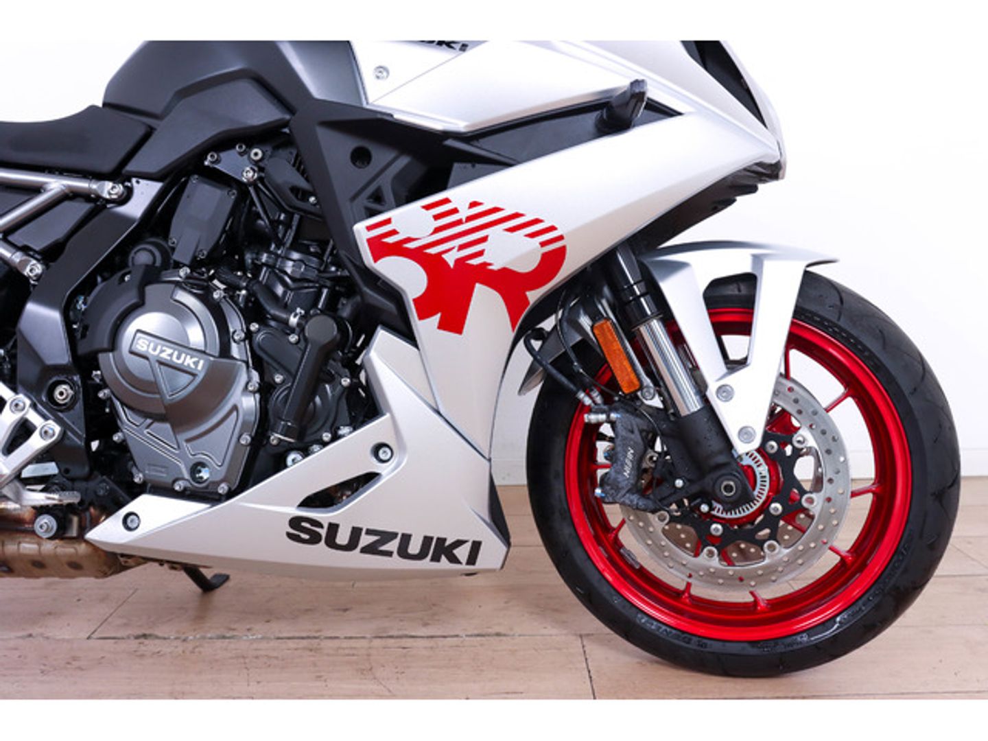 Suzuki GSX-8R