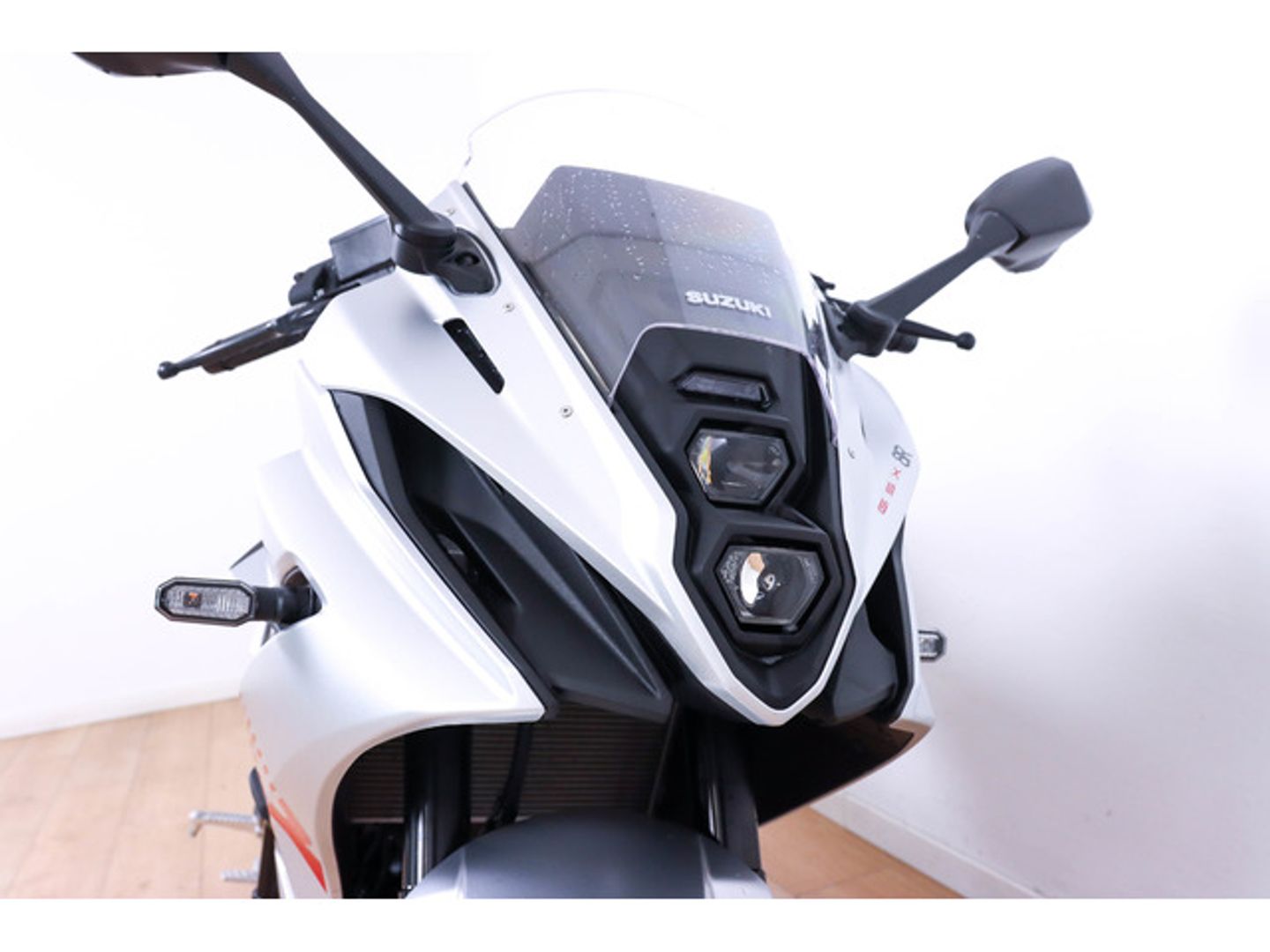 Suzuki GSX-8R