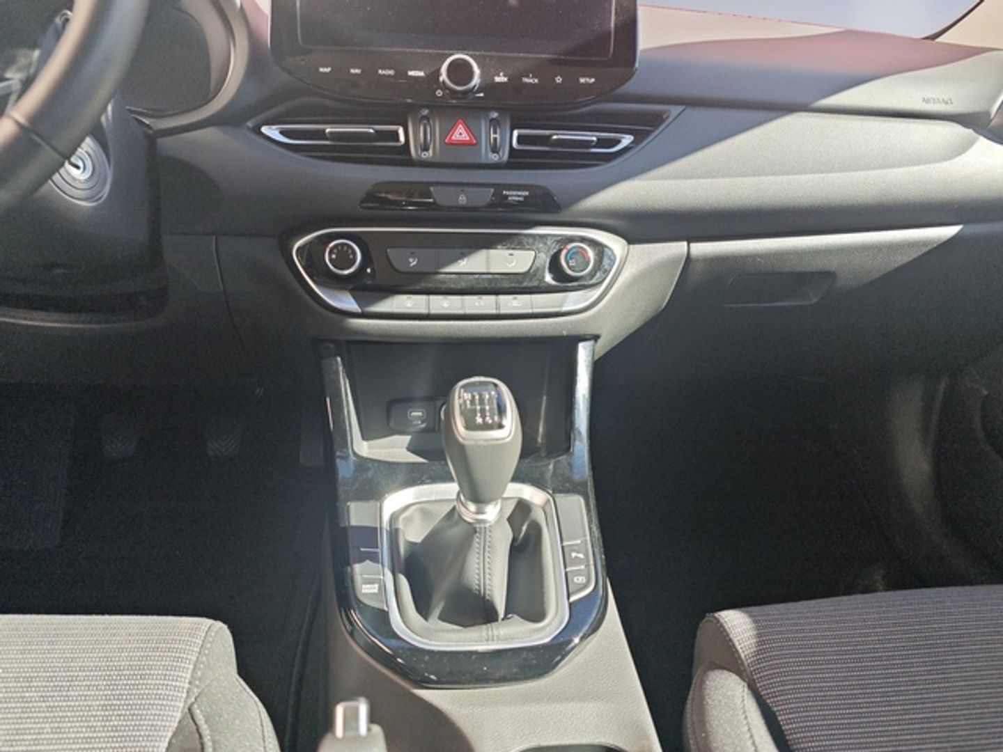 Hyundai i30 1.0 TGDI 48V Klass 74 kW (100 CV)