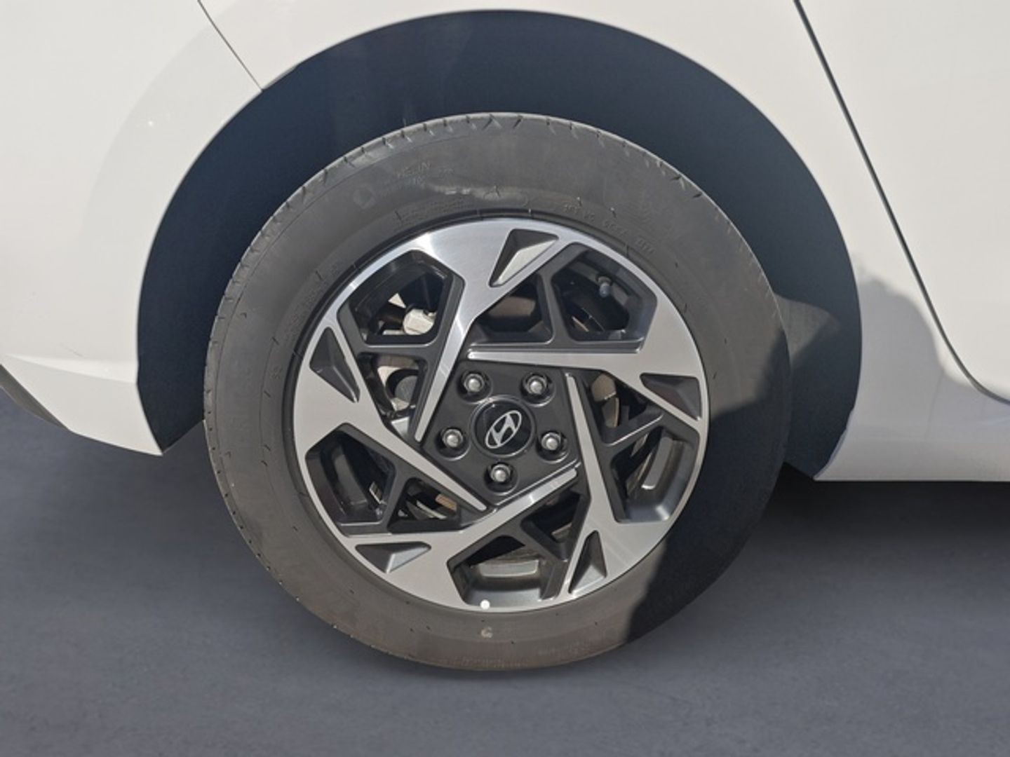 Hyundai i30 1.0 TGDI 48V Klass 74 kW (100 CV)