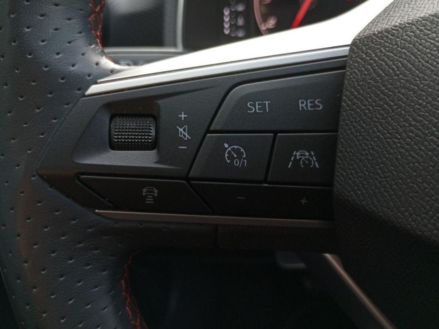 SEAT Arona 1.0 TSI S&S FR Plus 81 kW (110 CV)