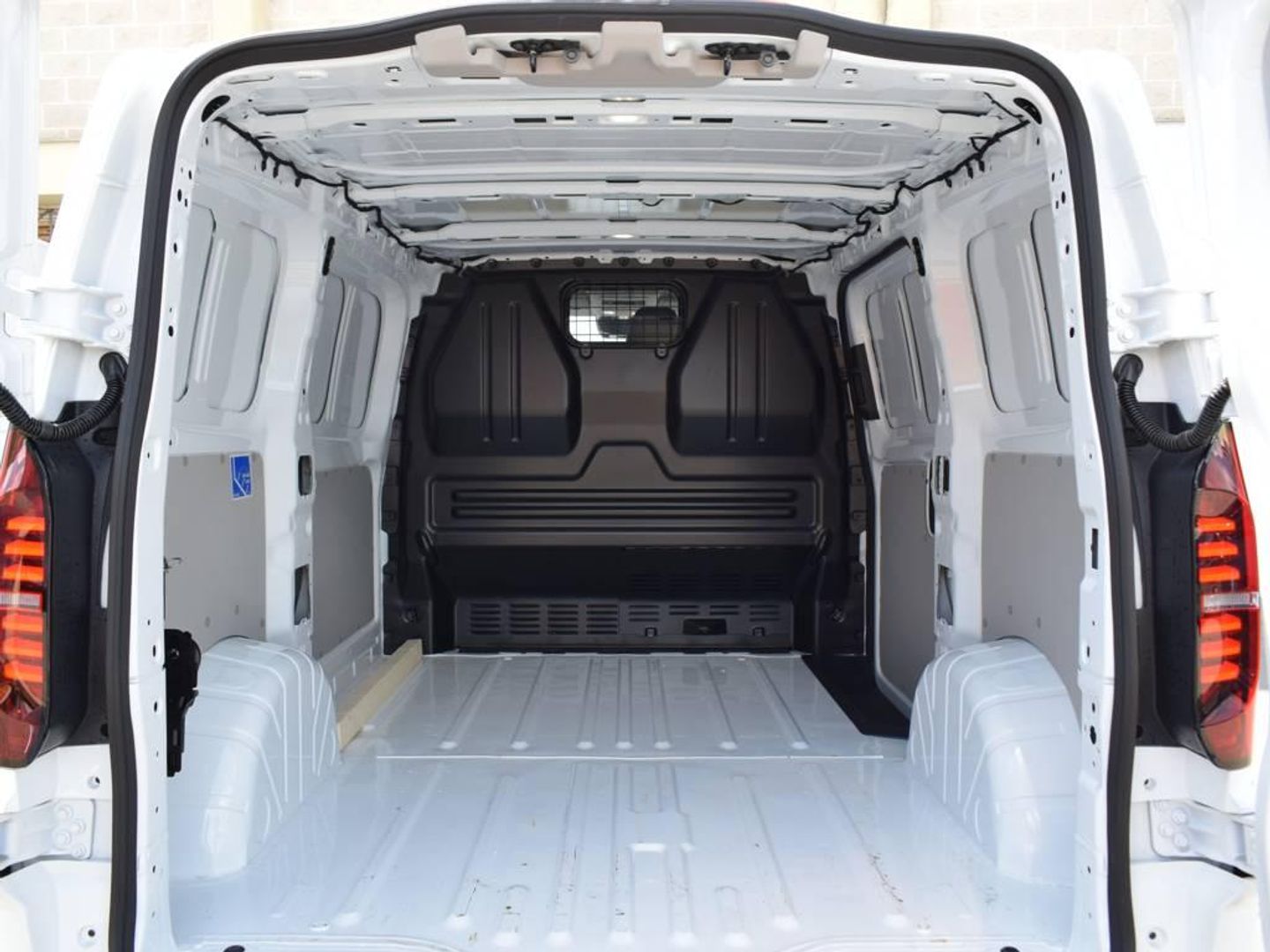 Volkswagen Transporter Furgon Batalla Corta TN 2.0 TDI 81 kW (110 CV)
