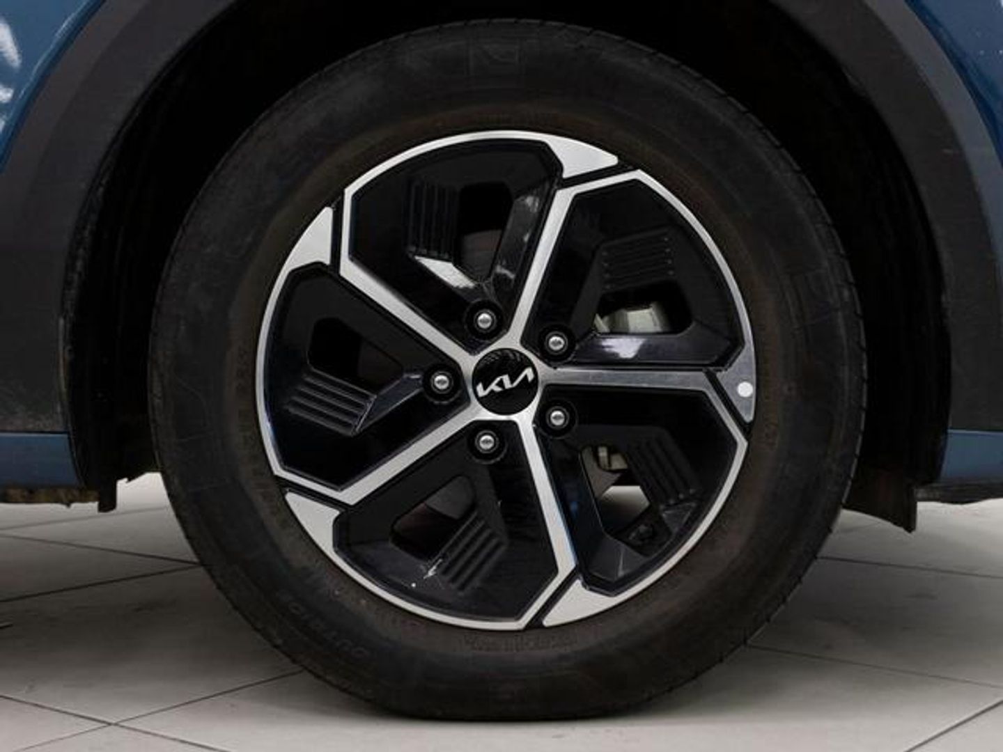 Kia Niro 1.6 GDi HEV Concept 104 kW (141 CV)
