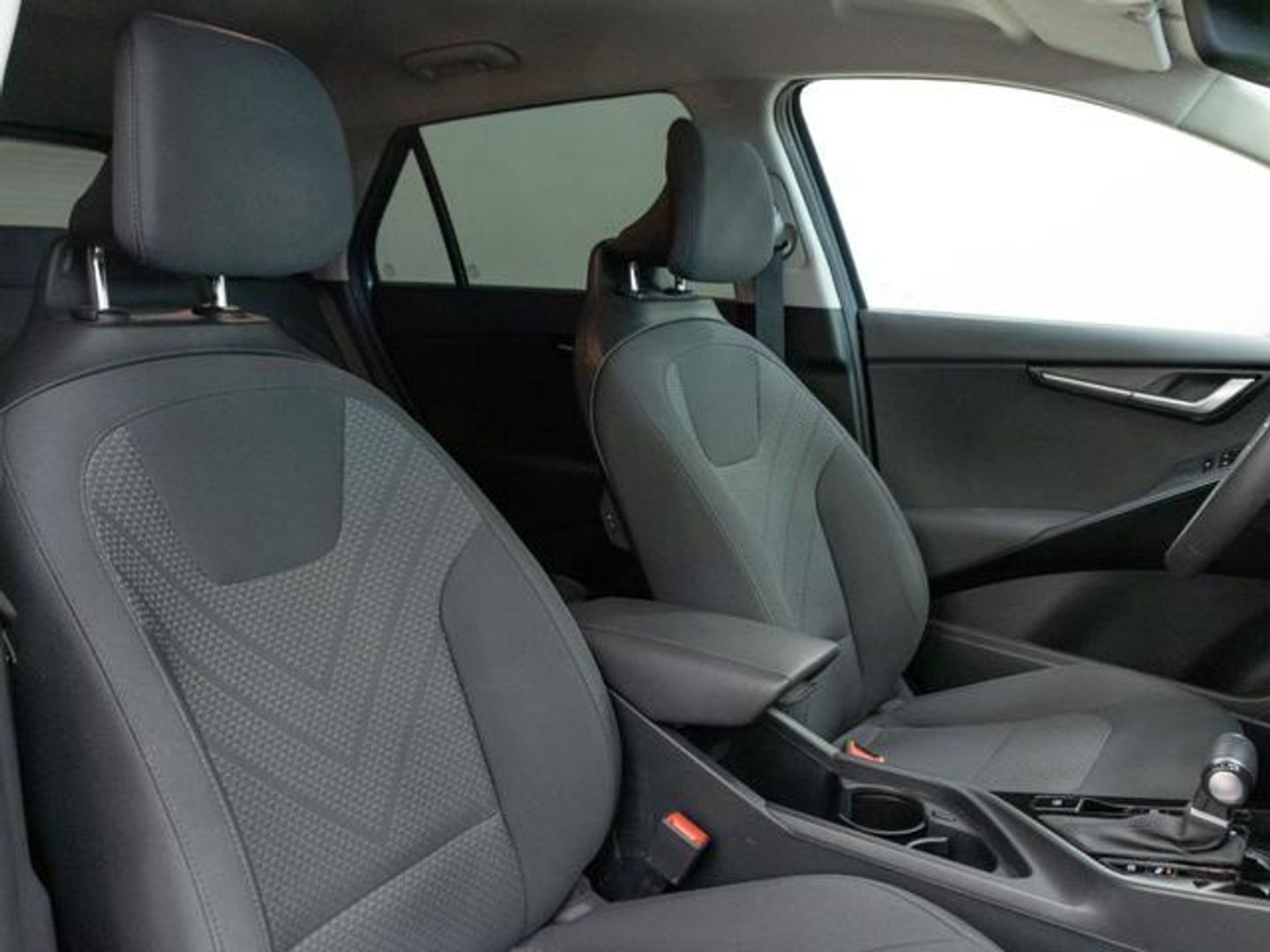 Kia Niro 1.6 GDi HEV Concept 104 kW (141 CV)