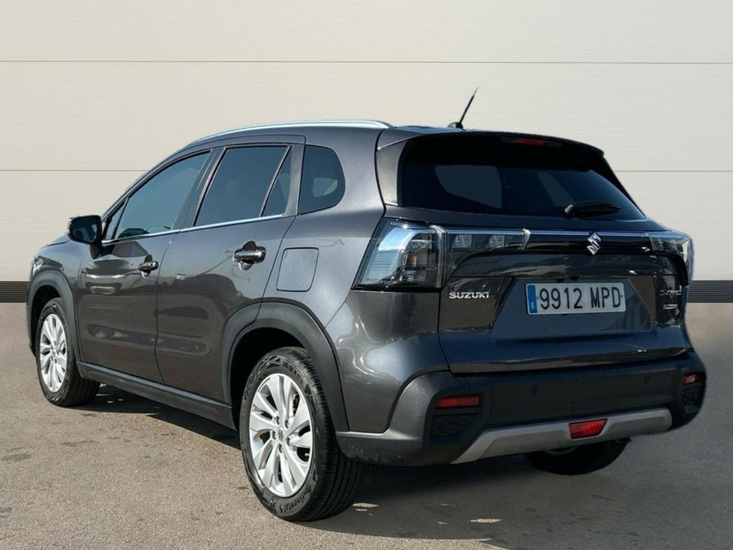 Suzuki S-Cross 1.4T Mild Hybrid S2 4WD 95 kW (129 CV)