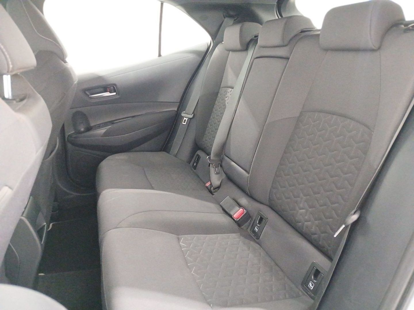 Toyota Corolla 1.8 125 Híbrido Active Tech E-CVT 90 kW (122 CV)