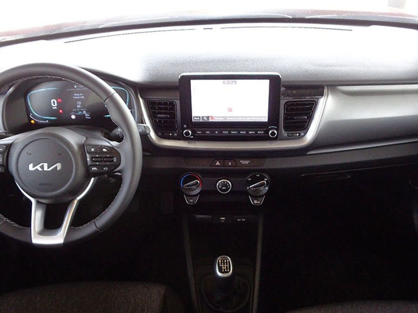 Kia Stonic 1.0 T-GDi MHEV MT Concept 74 kW (100 CV)