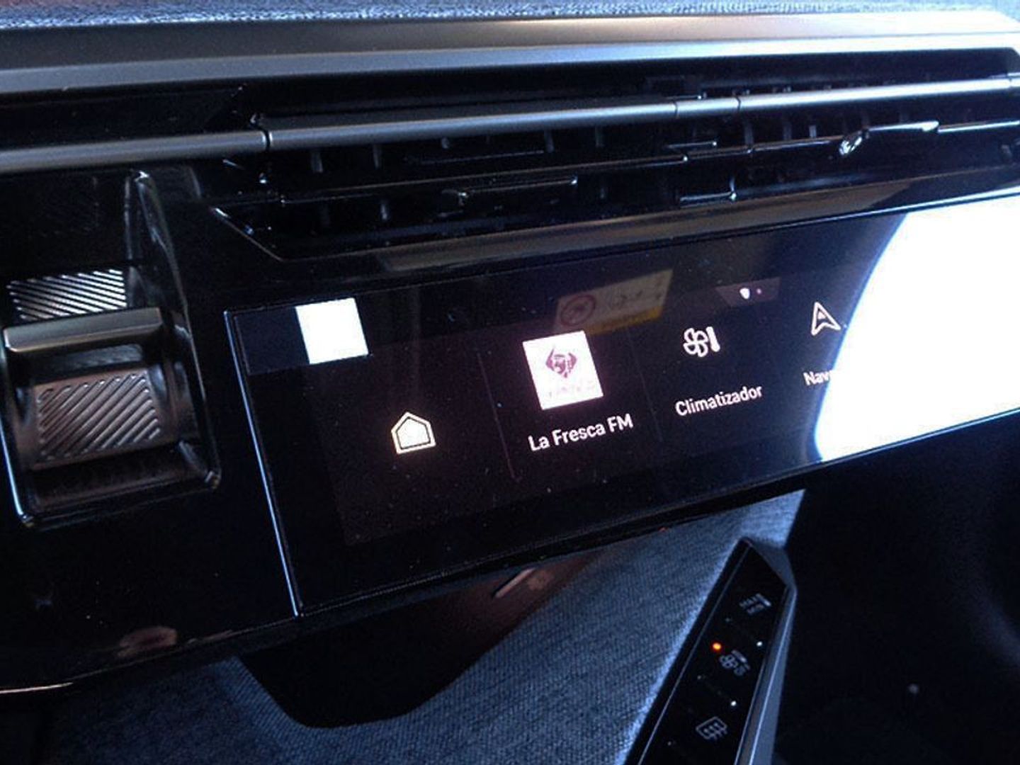 Peugeot 3008 Allure Hybrid eDCS6 100 kW (136 CV)