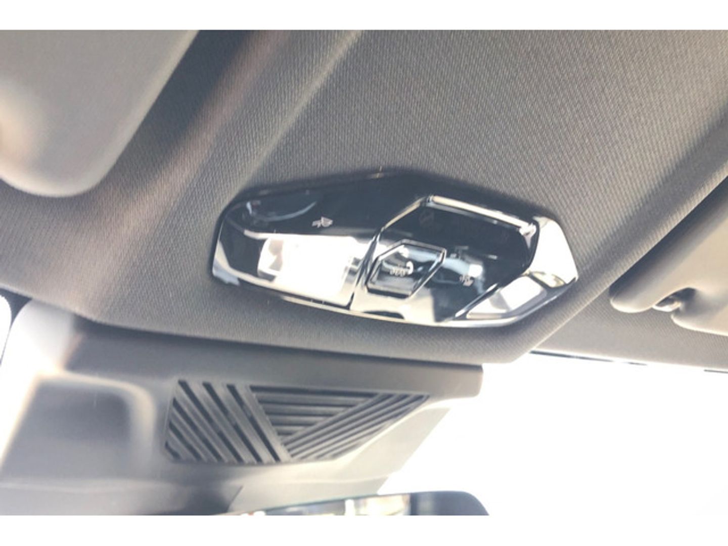 BMW X1 sDrive18i 100 kW (136 CV)