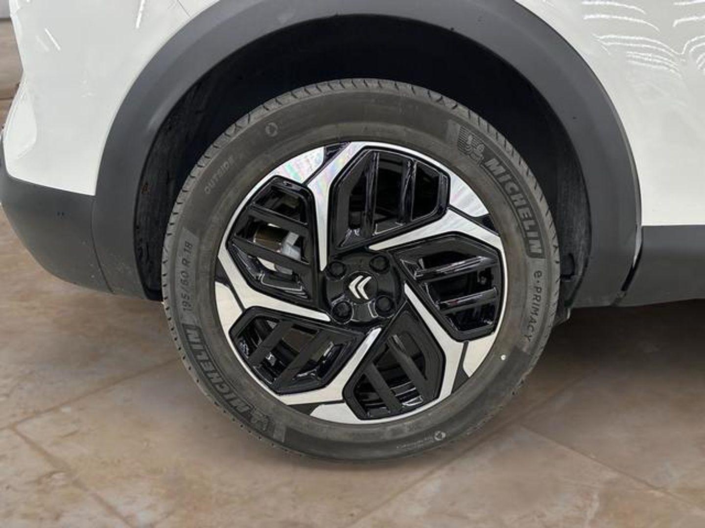 Citroen C4 PureTech 130 S&S 6v Plus 96 kW (131 CV)