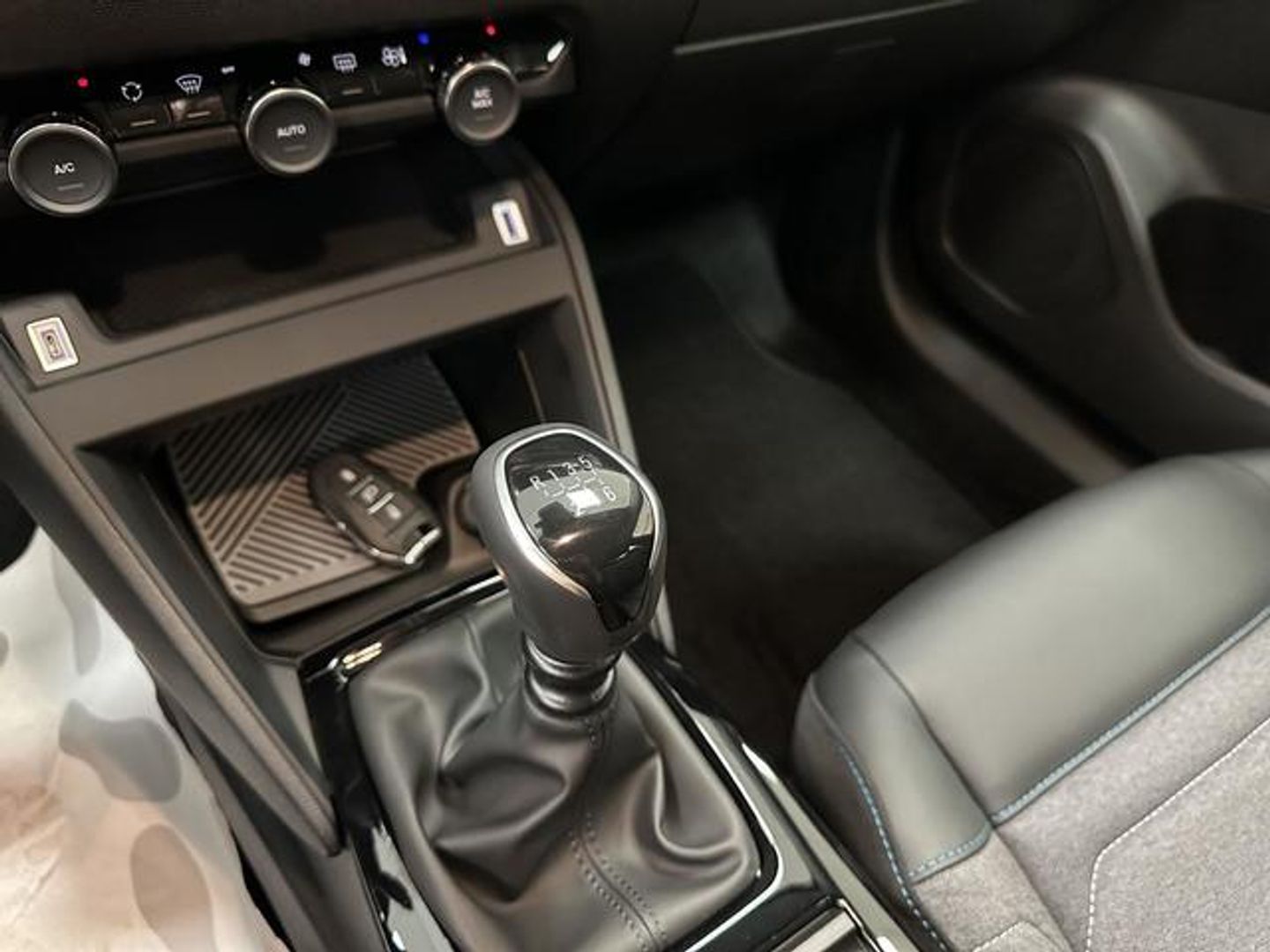 Citroen C4 PureTech 130 S&S 6v Plus 96 kW (131 CV)