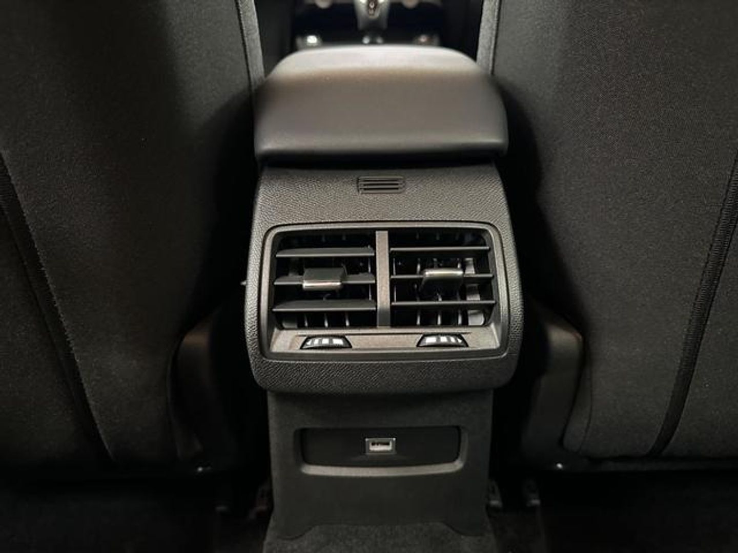 Citroen C4 PureTech 130 S&S 6v Plus 96 kW (131 CV)
