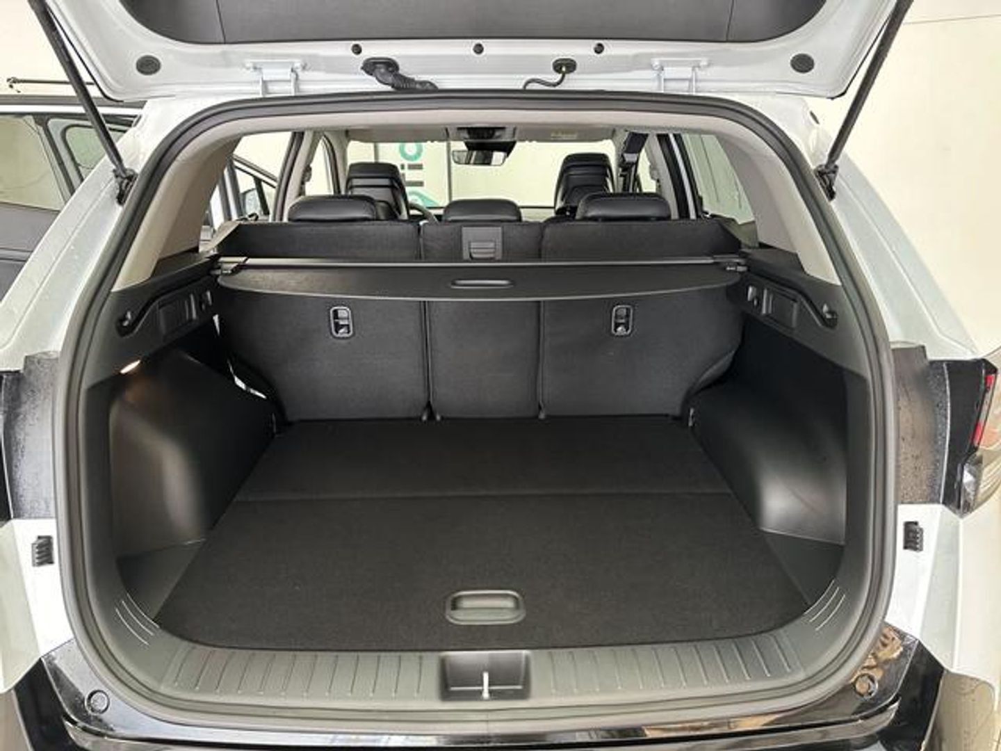 Kia Sportage 1.6 T-GDi HEV Tech 4x2 Auto 158 kW (215 CV)