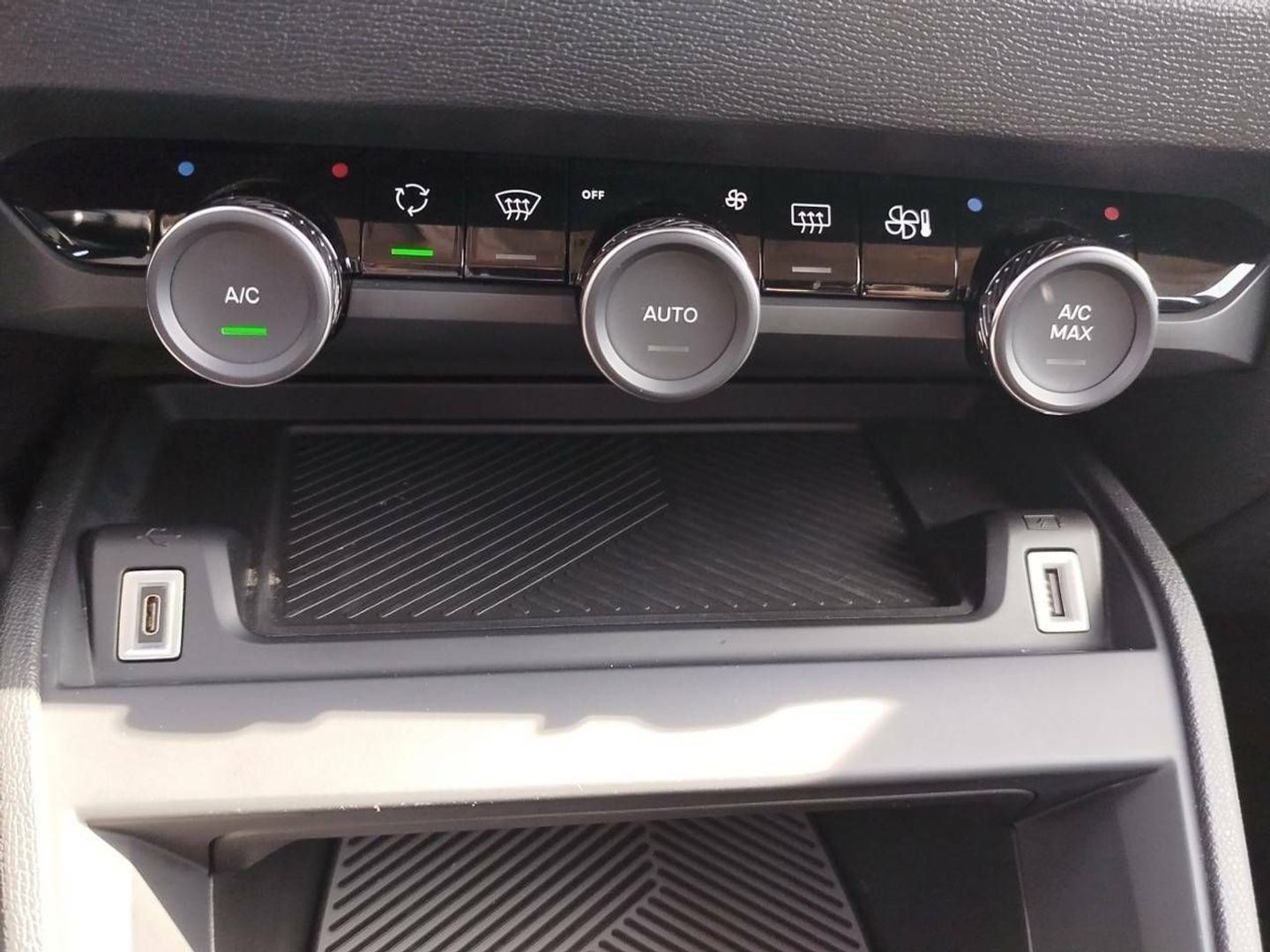 Citroen C4 BlueHDi 130 S&S Plus EAT8 96 kW (131 CV)