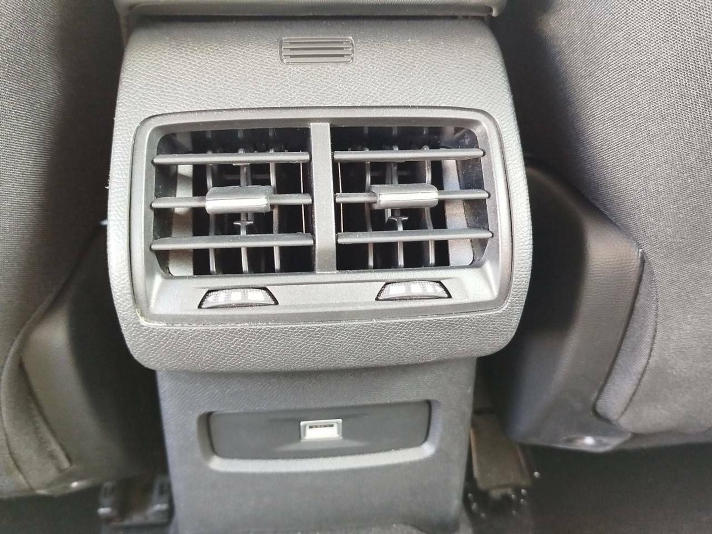 Citroen C4 BlueHDi 130 S&S Plus EAT8 96 kW (131 CV)
