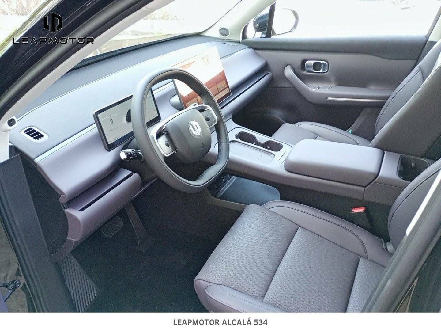 Leapmotor C10 BEV 69.9kWh Design Auto 160 kW (218 CV)