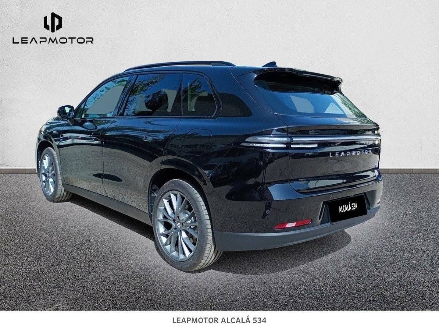 Leapmotor C10 BEV 69.9kWh Design Auto 160 kW (218 CV)