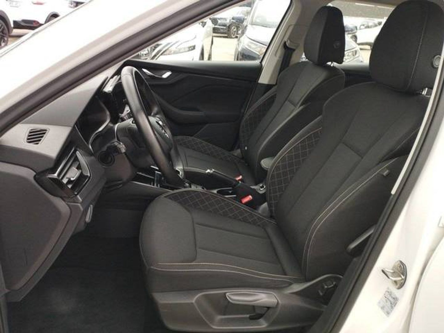 Skoda Kamiq 1.0 TSI Ambition DSG 81 kW (110 CV)