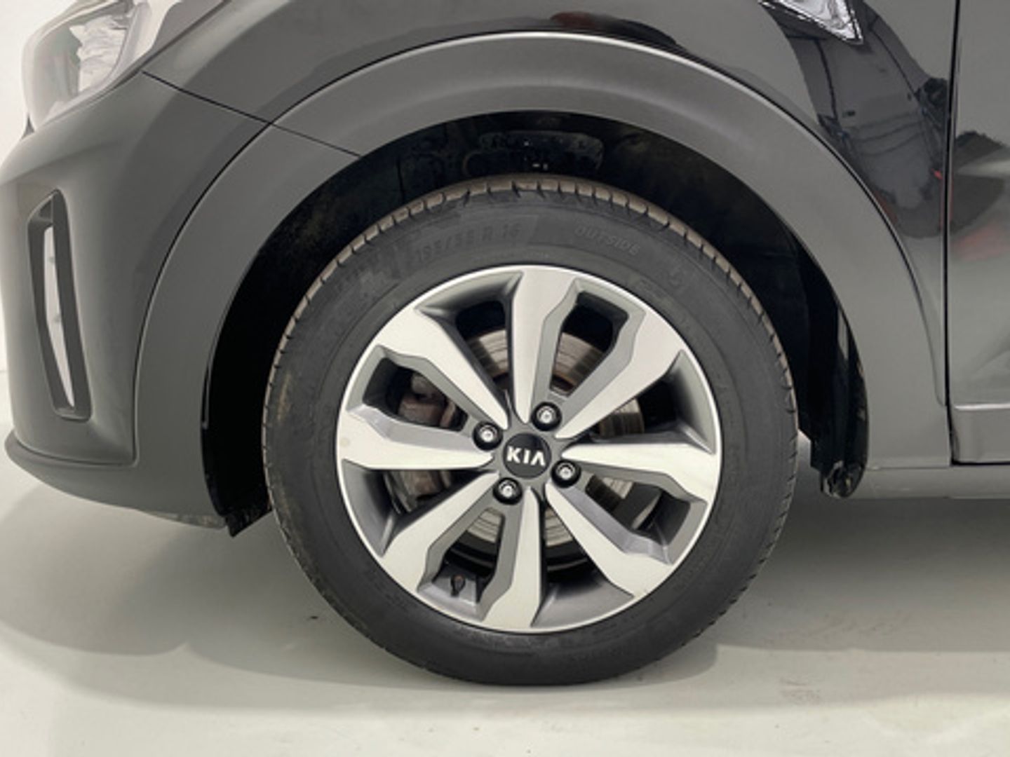 Kia Stonic 1.0 T-GDi MHEV iMT Concept 74 kW (100 CV)