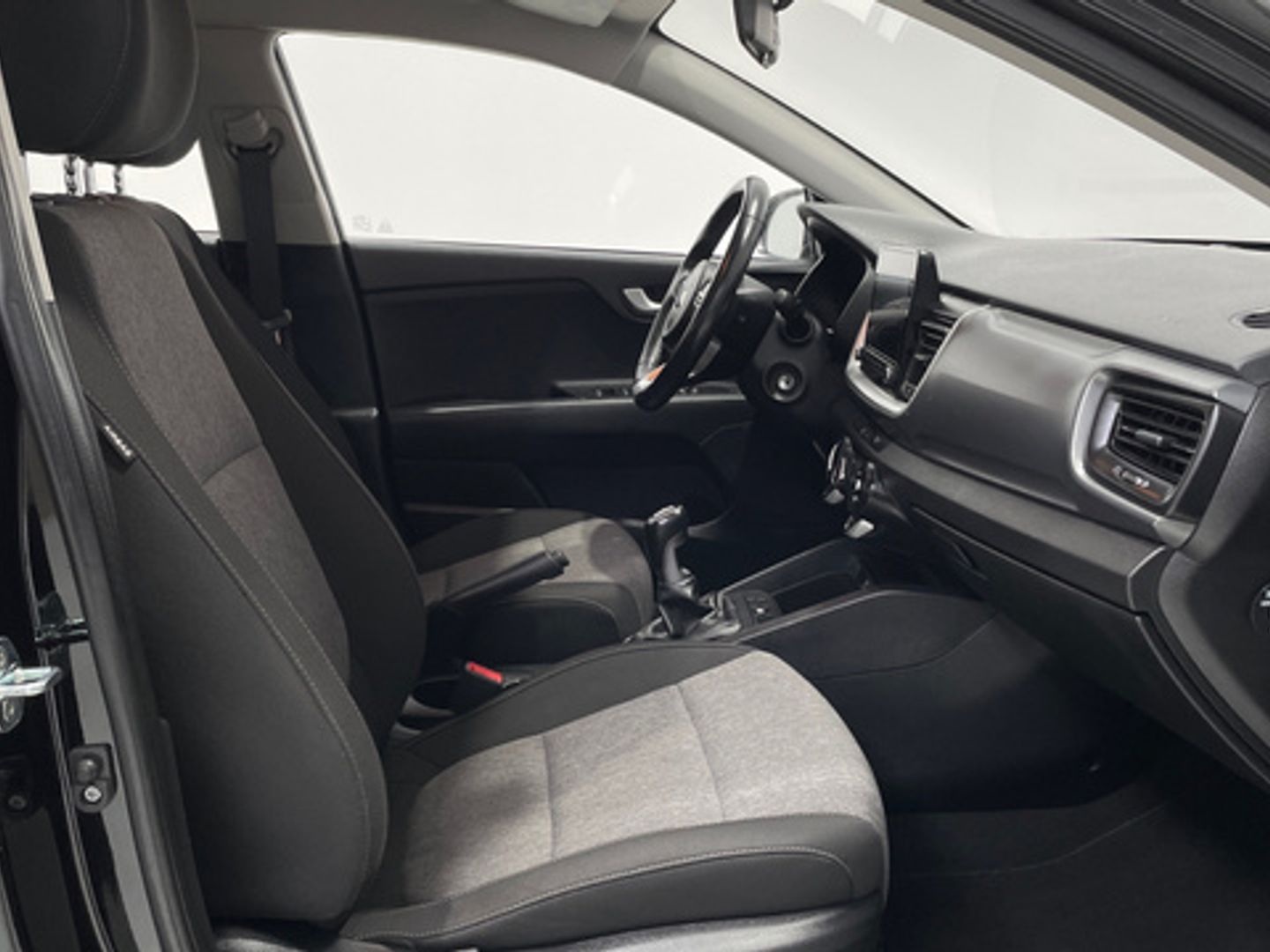 Kia Stonic 1.0 T-GDi MHEV iMT Concept 74 kW (100 CV)