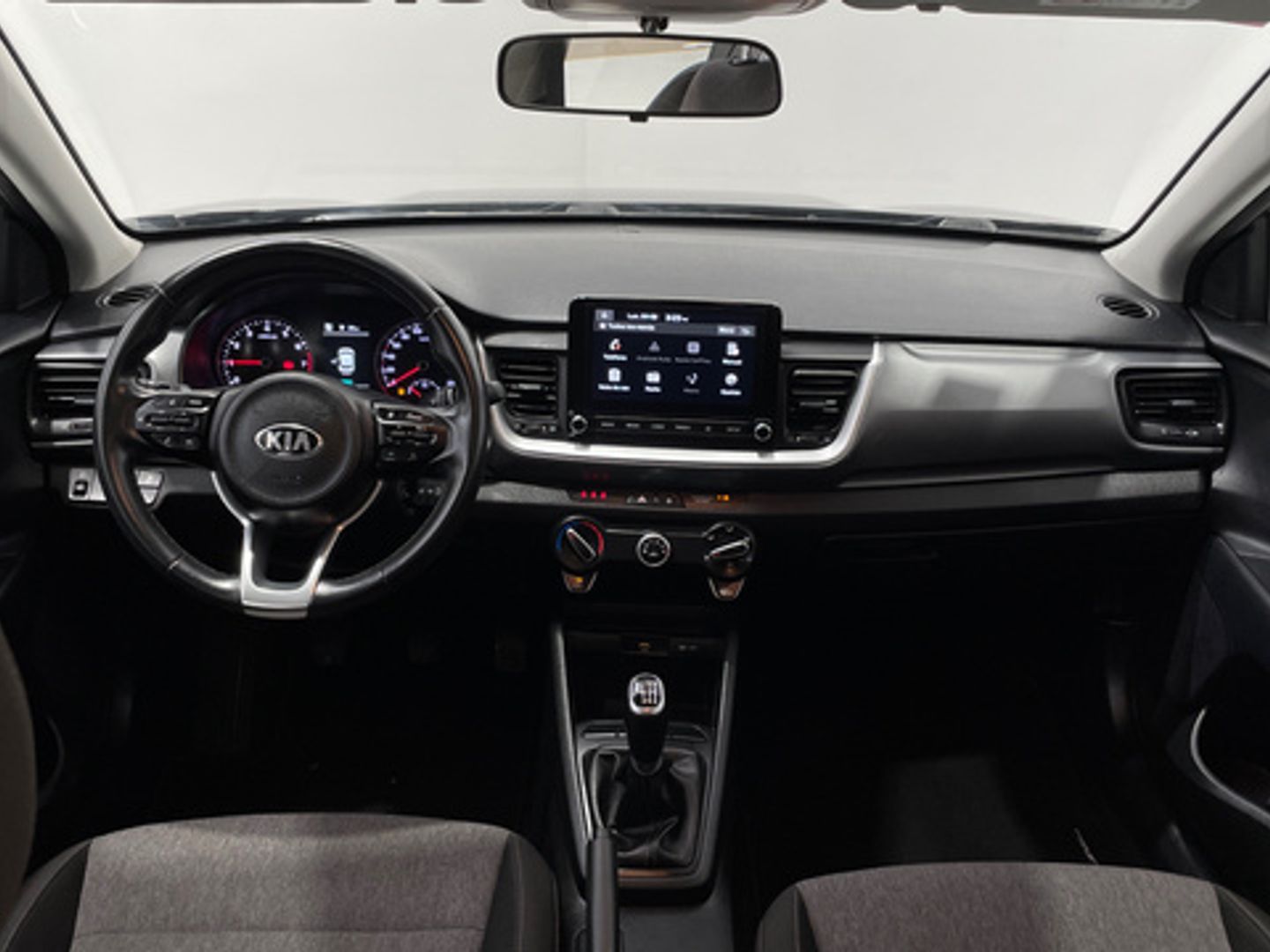 Kia Stonic 1.0 T-GDi MHEV iMT Concept 74 kW (100 CV)