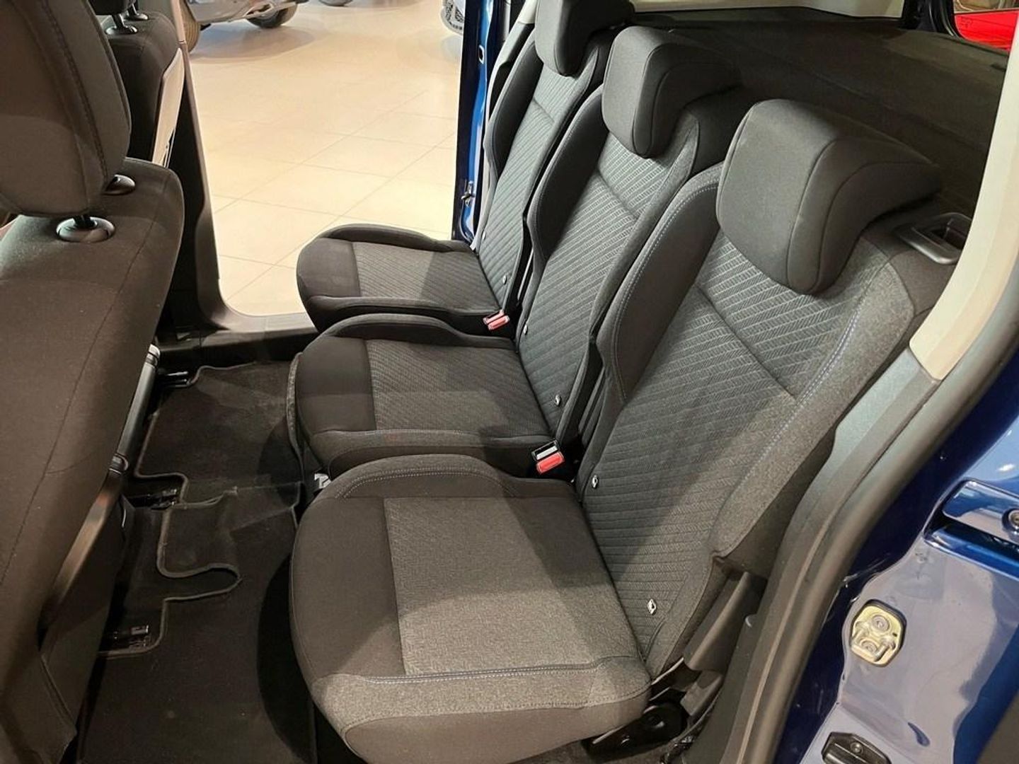 Peugeot Rifter BlueHDi 100 Allure Pack Standard 73 kW (100 CV)