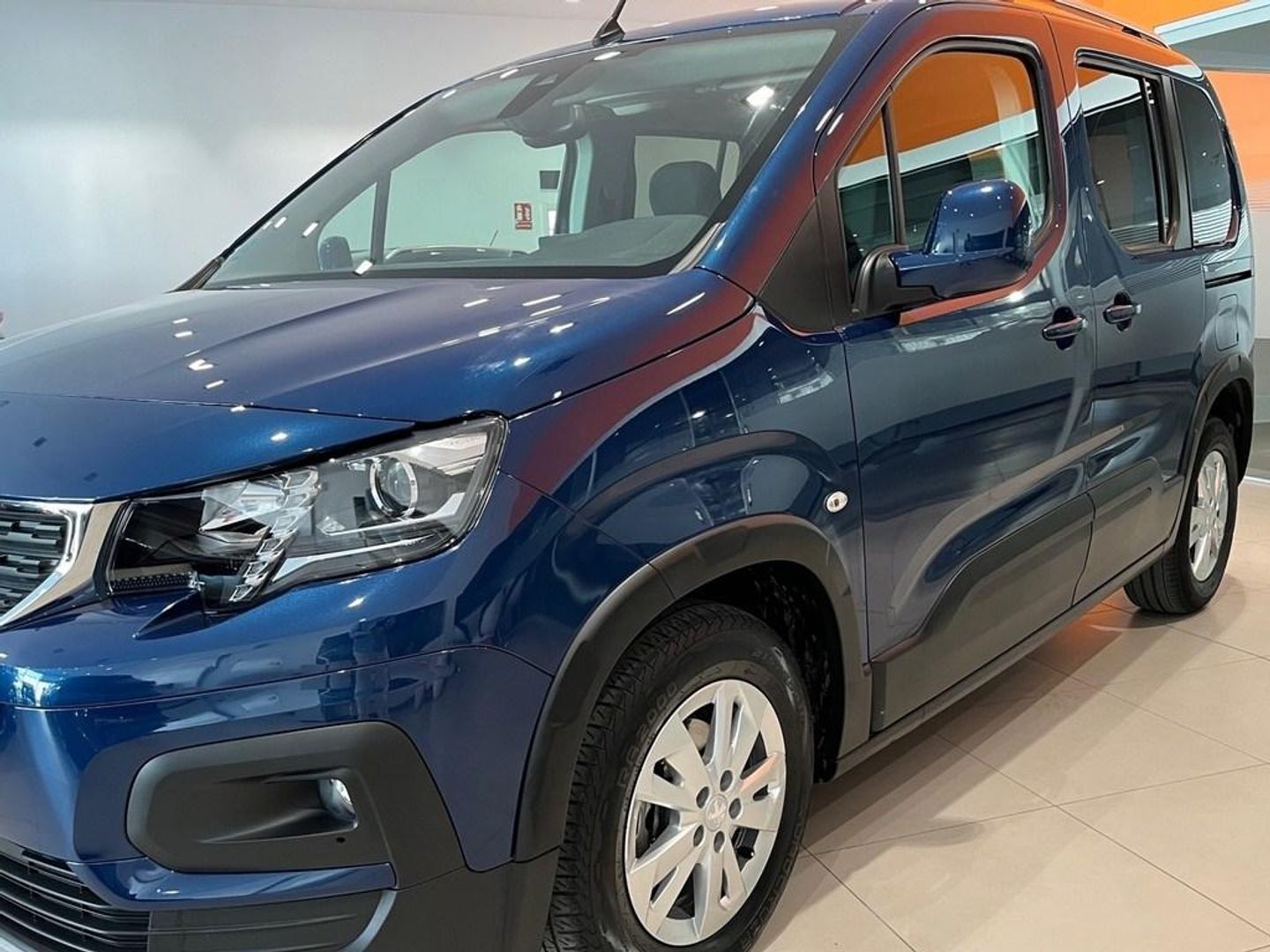 Peugeot Rifter BlueHDi 100 Allure Pack Standard 73 kW (100 CV)