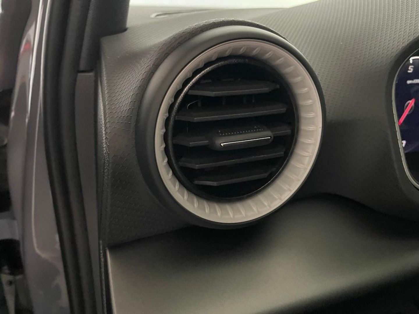 SEAT Arona 1.0 TSI FR Special Edition 85 kW (115 CV)