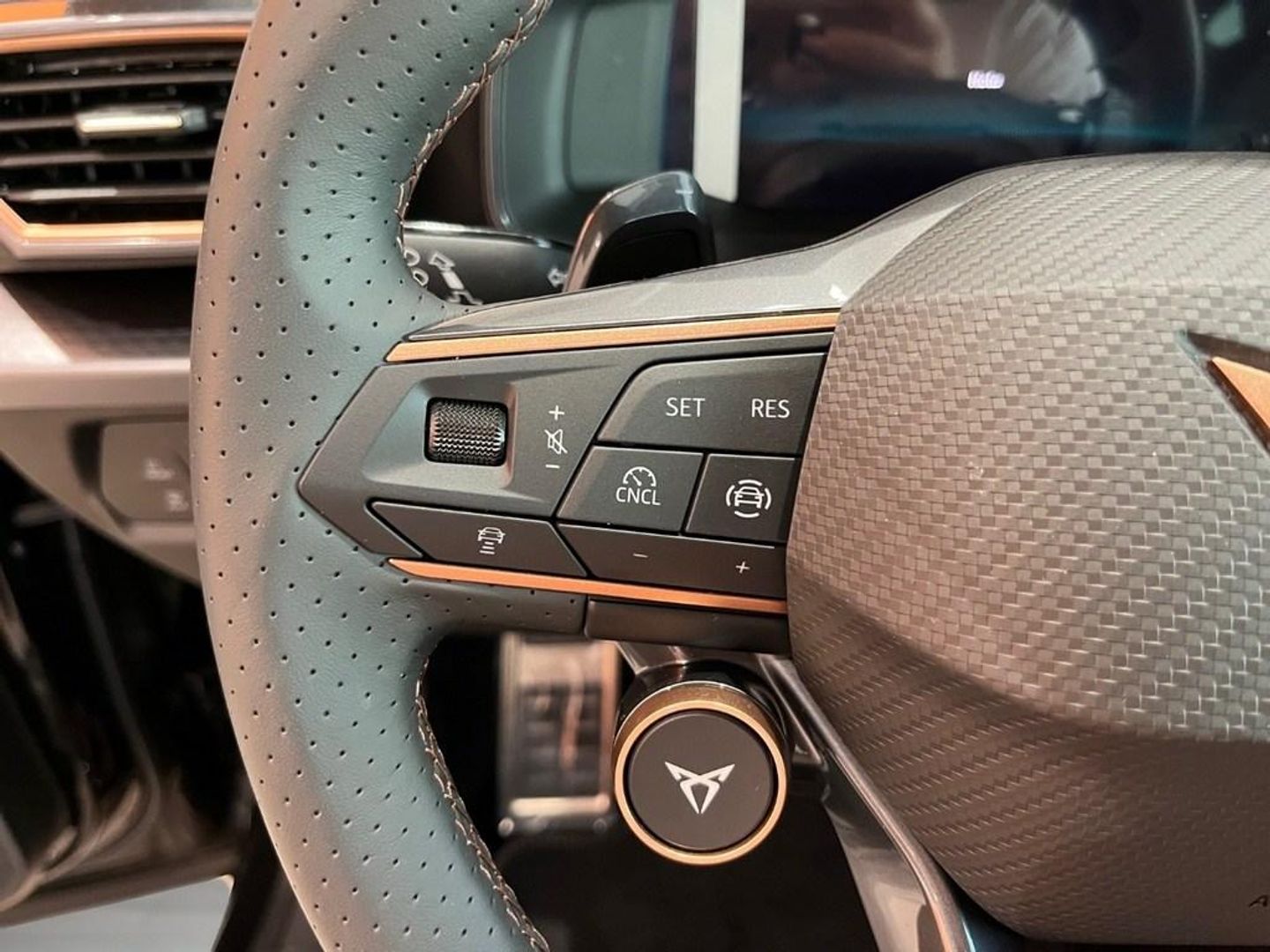 CUPRA Formentor 1.5 eTSI DSG 110 kW (150 CV)