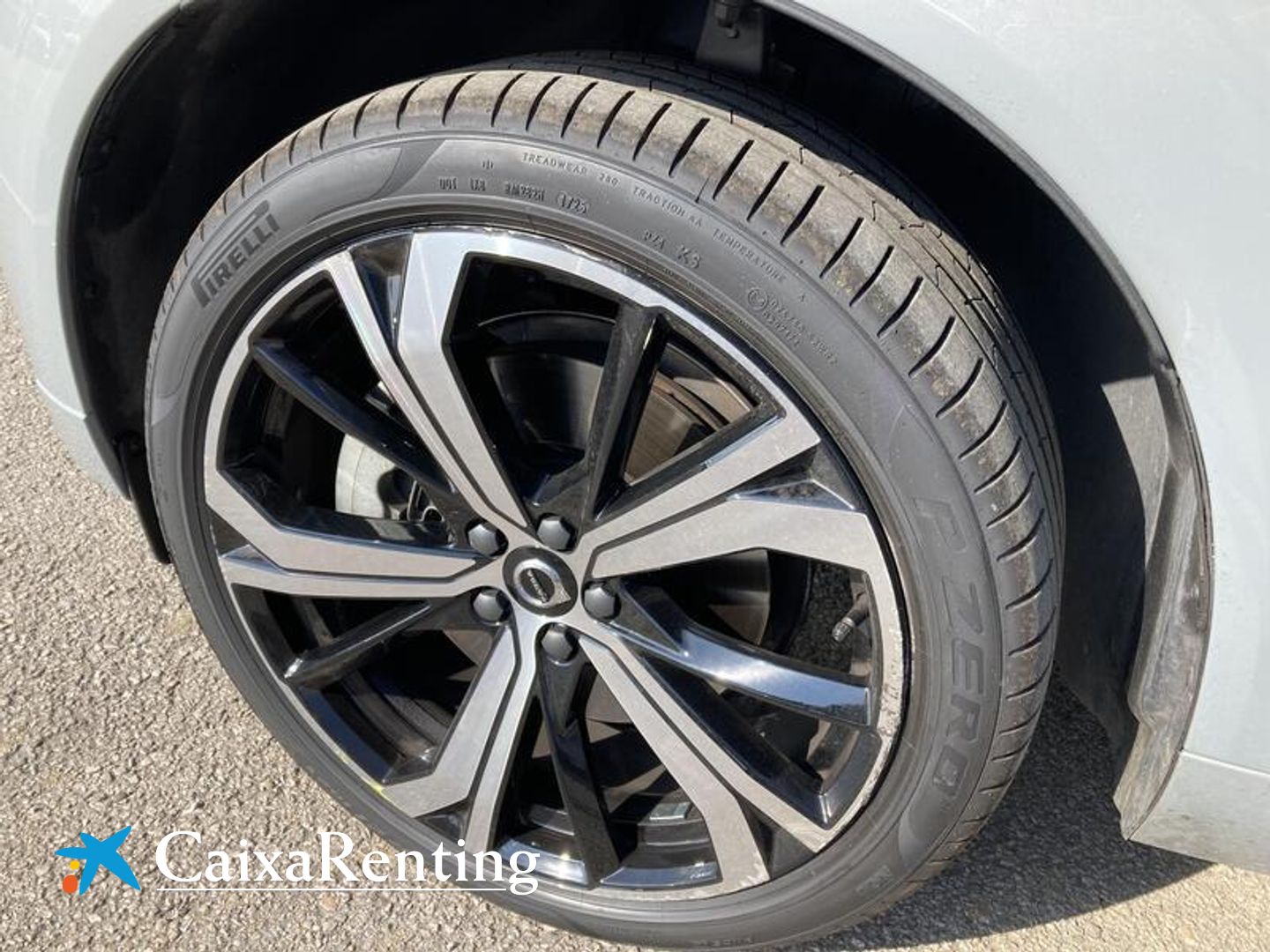 Volvo XC60 B4 D Plus Dark Auto 145 kW (197 CV)