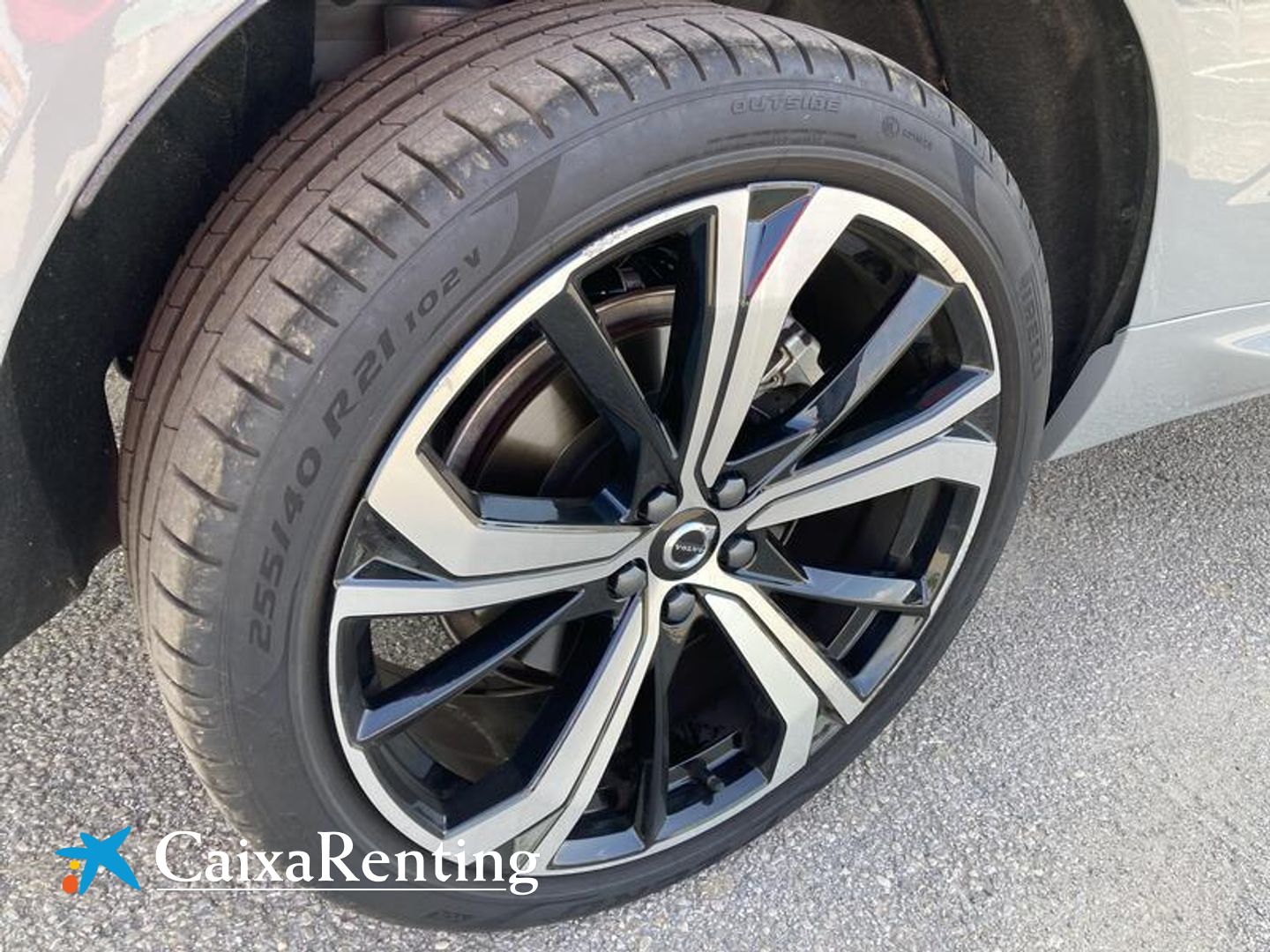 Volvo XC60 B4 D Plus Dark Auto 145 kW (197 CV)