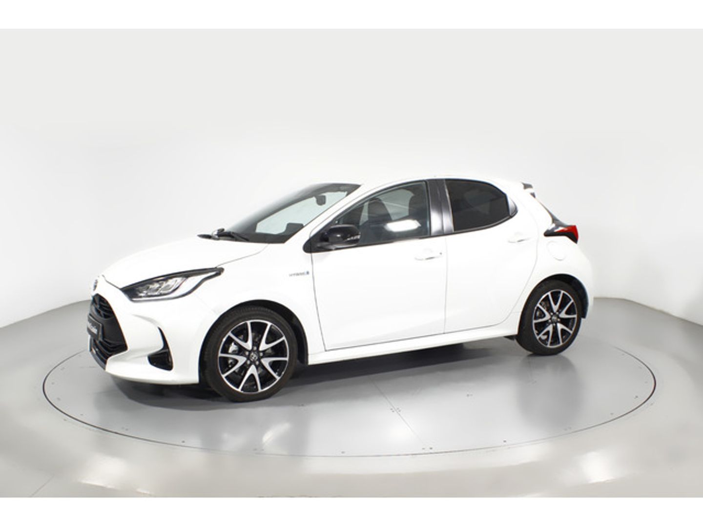 Toyota Yaris 120H Style 85 kW (116 CV)