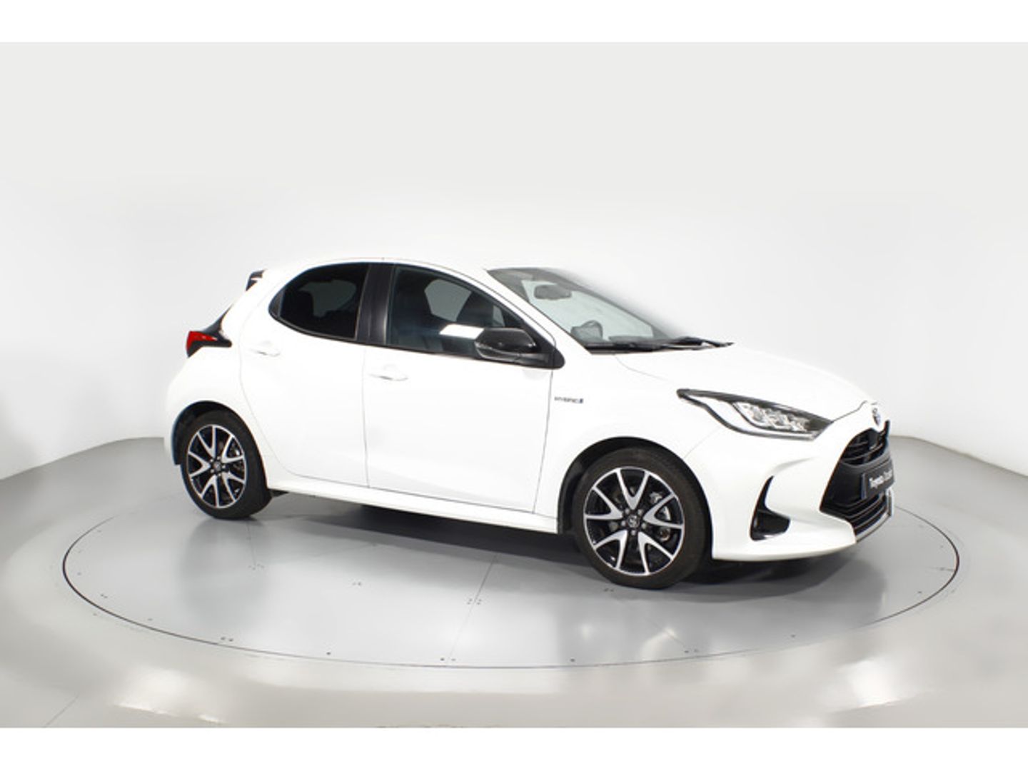 Toyota Yaris 120H Style 85 kW (116 CV)