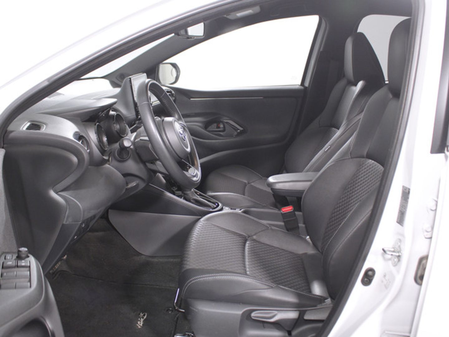 Toyota Yaris 120H Style 85 kW (116 CV)