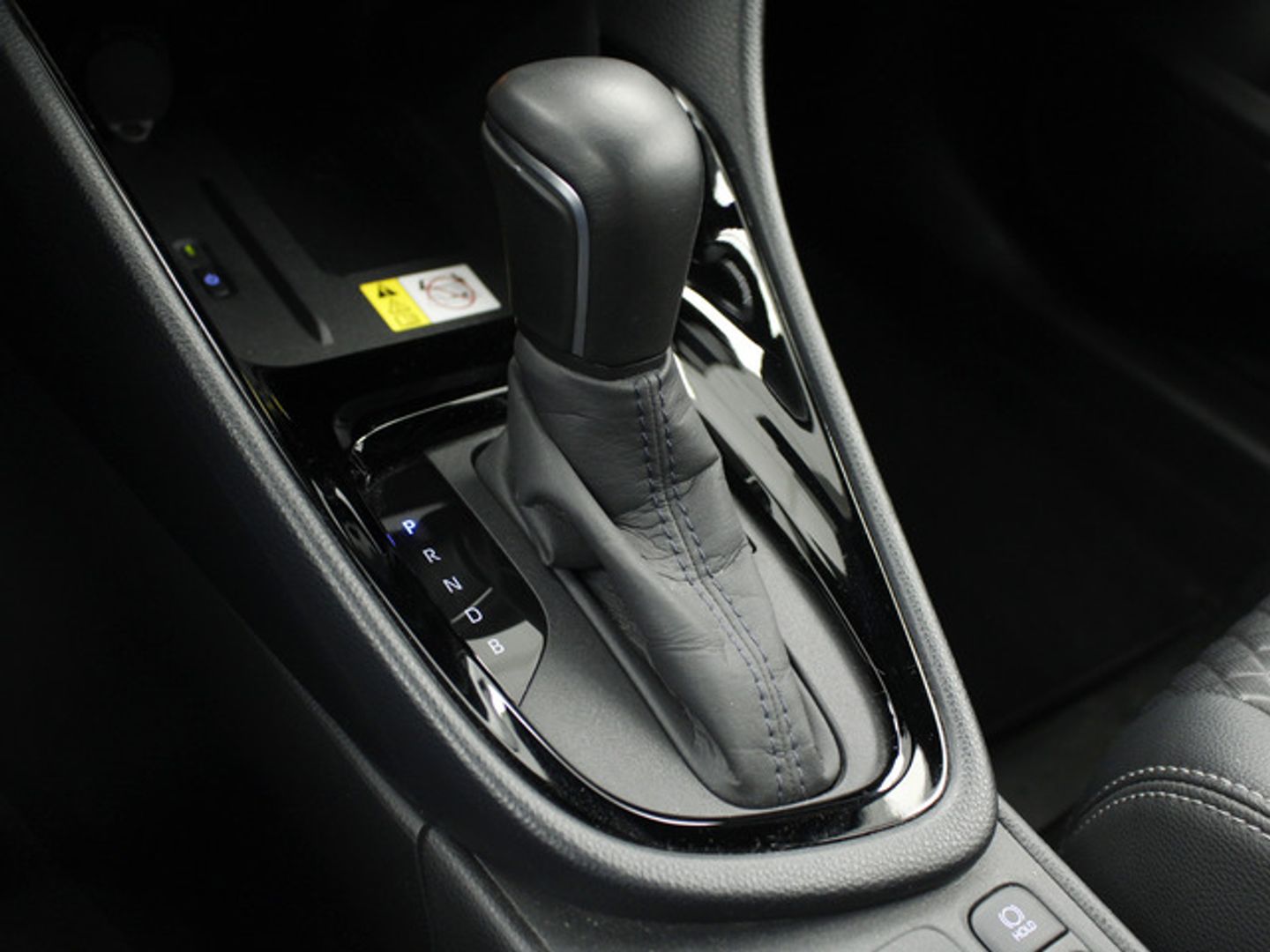 Toyota Yaris 120H Style 85 kW (116 CV)