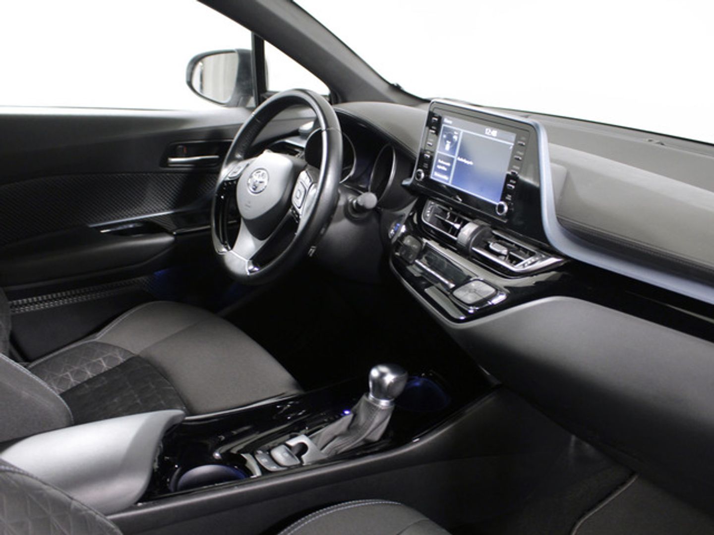 Toyota C-HR 1.8 125H Advance 90 kW (122 CV)