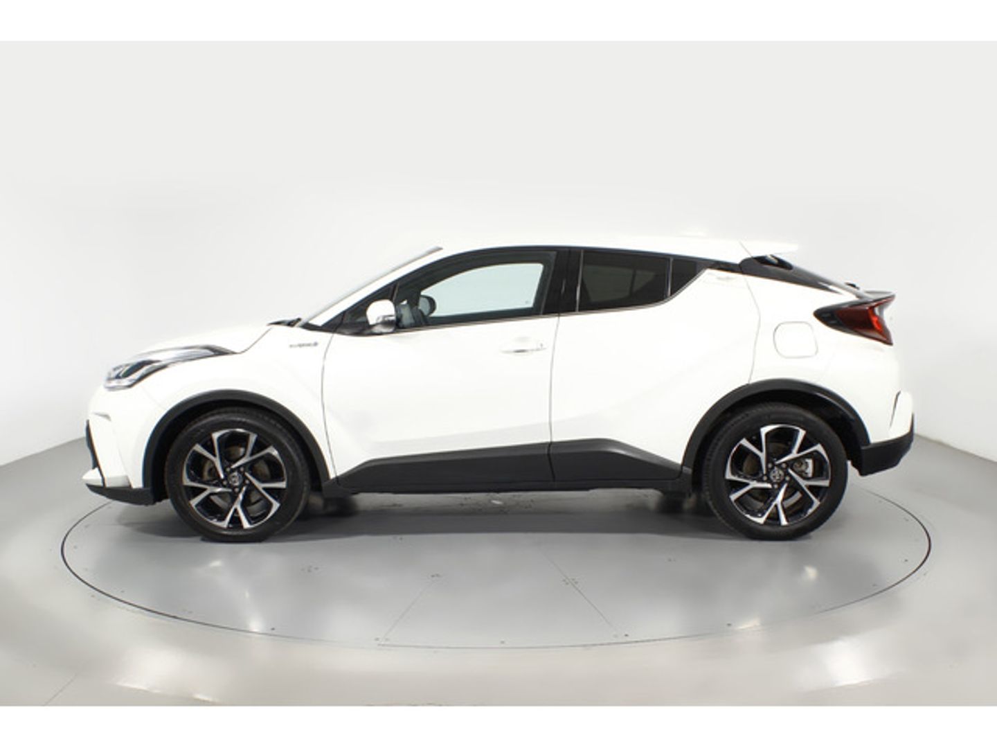 Toyota C-HR 1.8 125H Advance 90 kW (122 CV)